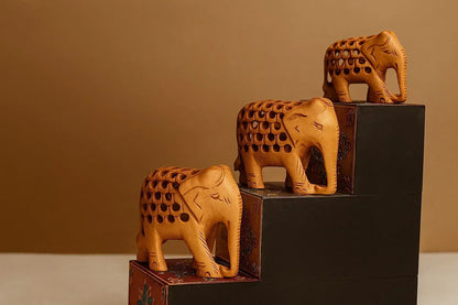 Handcarved Wooden Elephant Set - "Mother & Baby" Nested Design - Indian Artisan Home Decor
